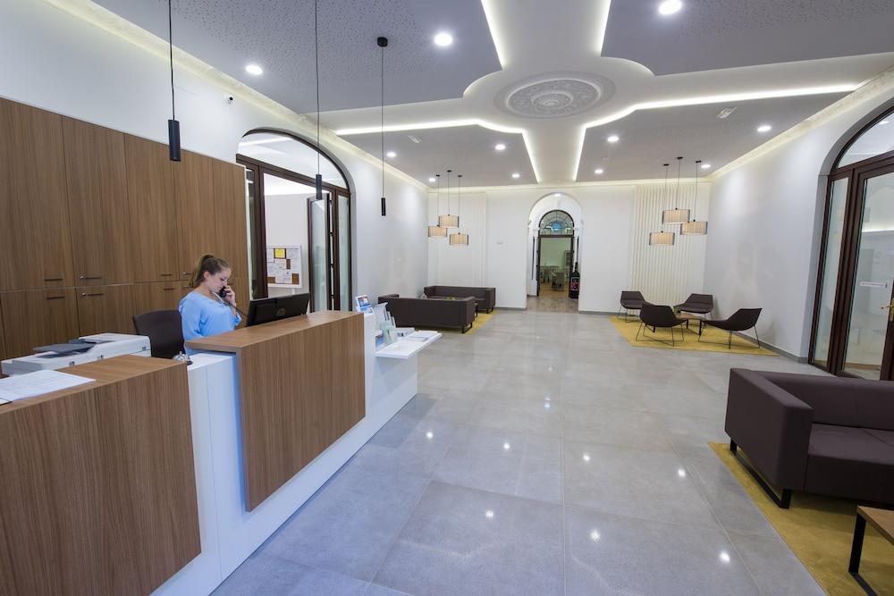 Hotel Balneario El Raposo Puebla de Sancho Pérez Екстериор снимка