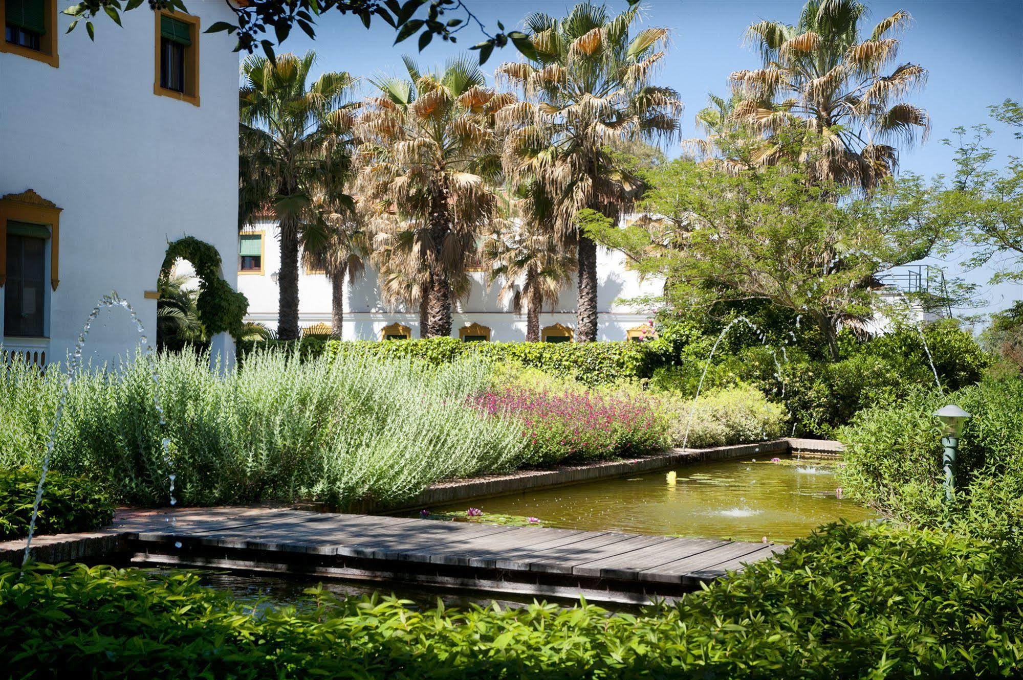 Hotel Balneario El Raposo Puebla de Sancho Pérez Екстериор снимка